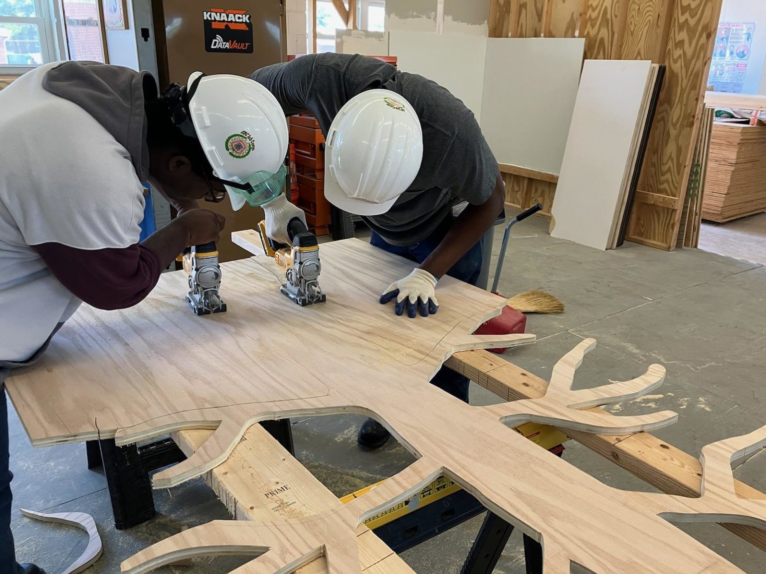 Building Tree Competition Harpers Ferry Job Corps Students Build Tree Display for U.S. Capitol ...